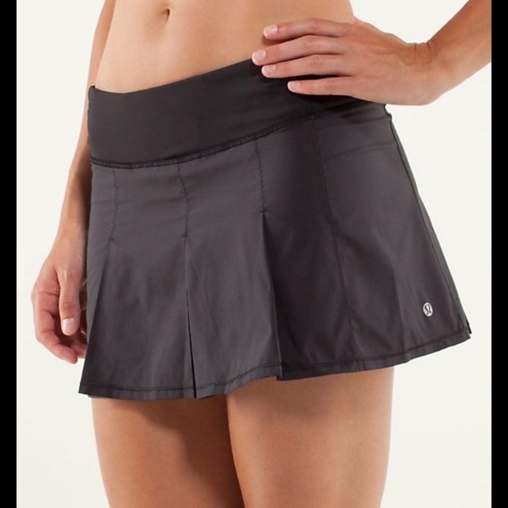 Lululemon black running skirt